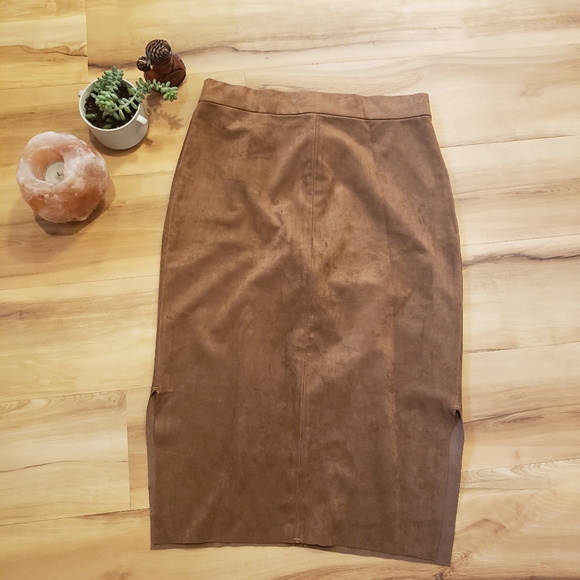 Wilfred Free Size 2 Suede Skirt - Picture 1 of 3